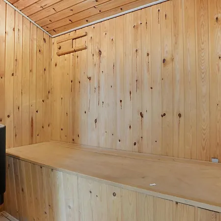 Ferienhaus Awesome In With Sauna Grenå